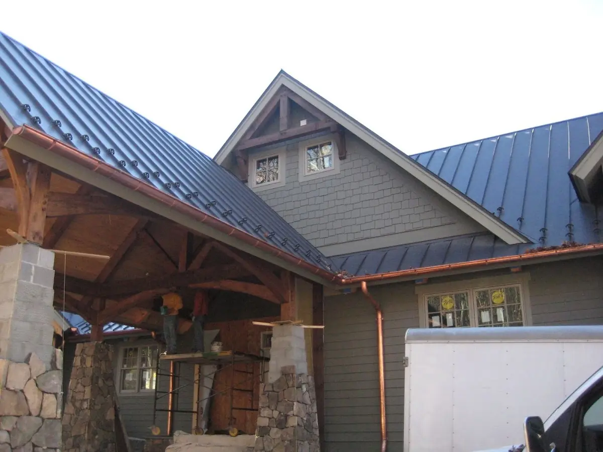 Craftsman Roofing team delivering quality roofing work in Whites